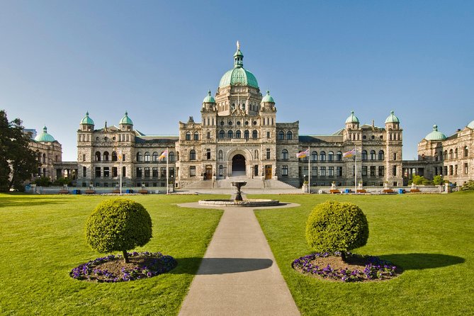 Pedicab Tour of Victoria from Cruise Ship Terminal - The Inner Harbour, Legislative Buildings, and Empress Hotel