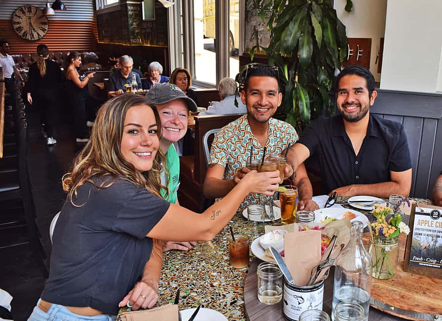 Pickle Pub Crawl: Ferry Rides and Appetizers - Why This Pub Crawl Feels Different