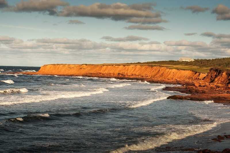 Prince Edward Island: Guided Tour with Anne of Green Gables - The small-group advantage