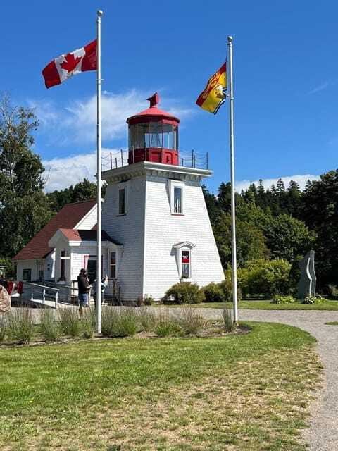 Private Bay of Fundy and City Highlights Tour up to 7 - Saint Martins and the Bay of Fundy sea caves