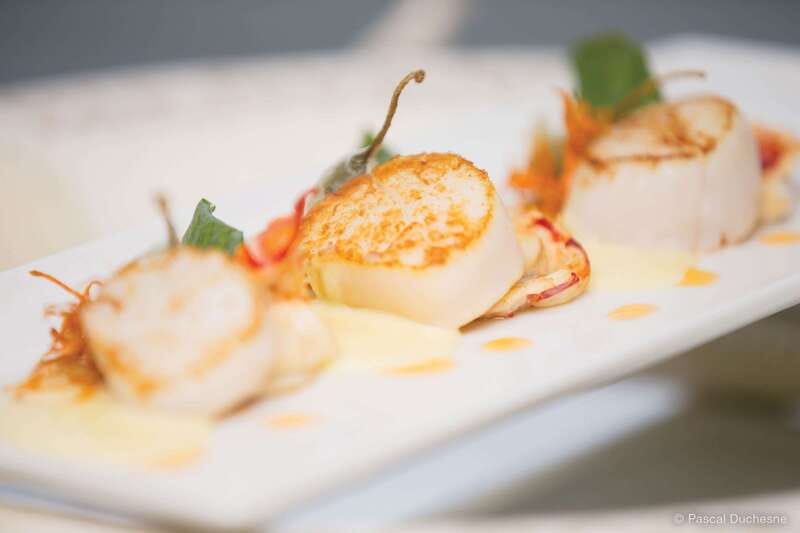 Québec City: 3 or 5-Course Dinner Cruise with DJ & Dancing - Dinner built around Québec ingredients