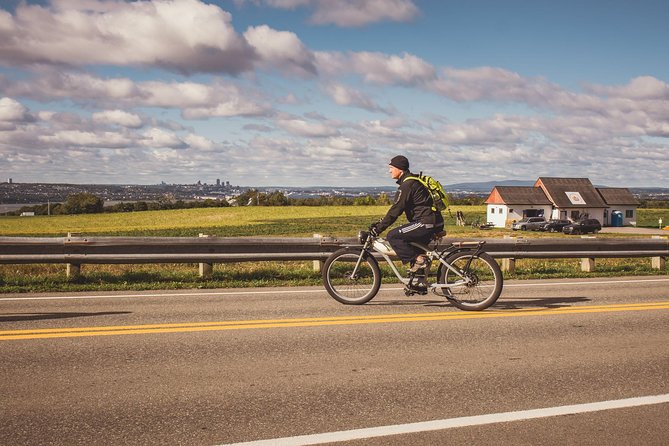 Quebec City: Electric Bike Rental on Ile d'Orléans - What the $66 price gets you