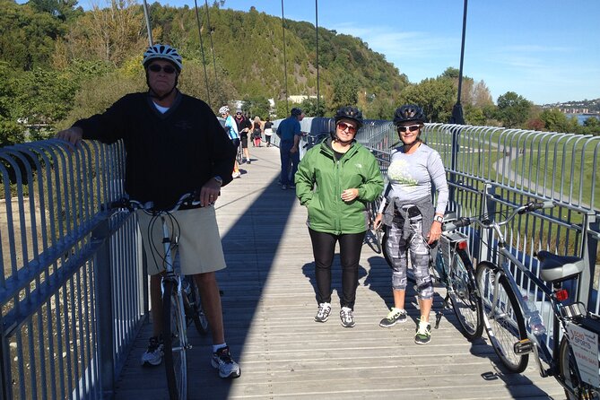 Quebec City: Electric Bike Tour - The Plains of Abraham and Québec’s turning points