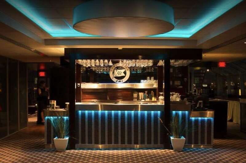 Québec City: Evening Cruise with Live DJ - Key points at a glance