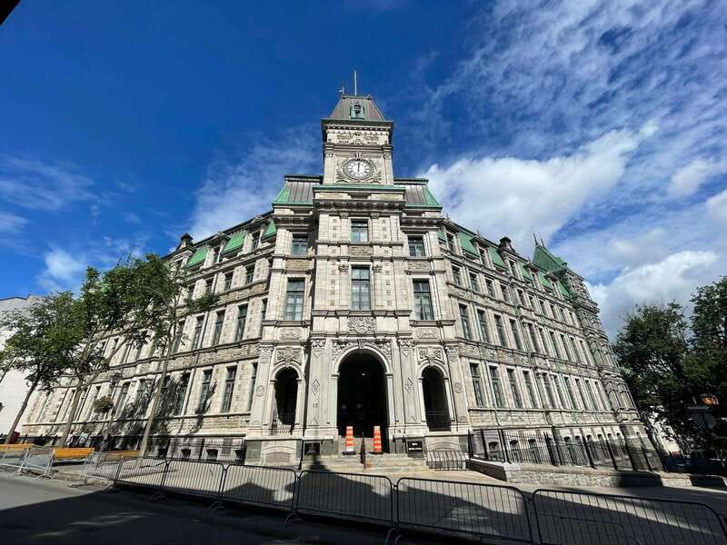 Quebec City: Historic District Walking Tour (2h) - Who will get the most from this walk