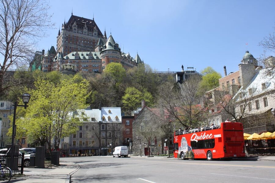 Quebec City: Hop-on Hop-off Open-Top Double Decker Bus Tour - Audio commentary, drivers, and what you hear