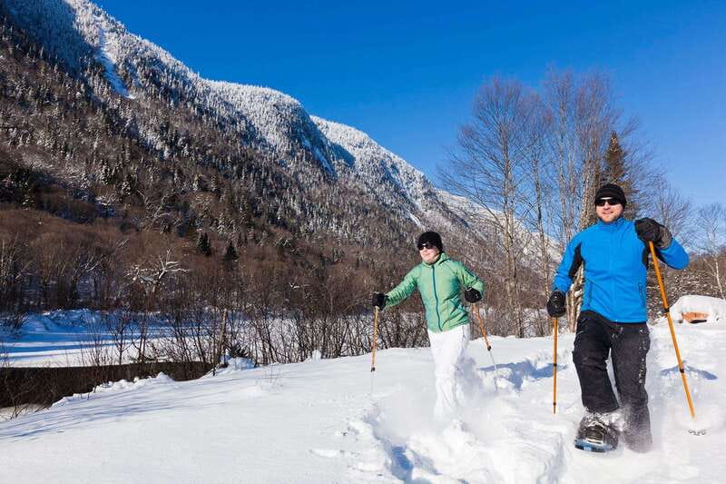 Quebec City: Jacques-Cartier National Park Snowshoeing Tour - What the guides add to the experience
