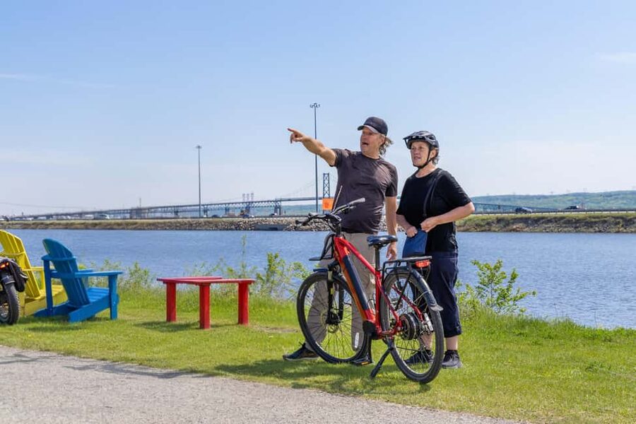 Quebec City: Montmorency Falls and Microbrewery eBike Tour - A green pause at Domaine de Maizerets