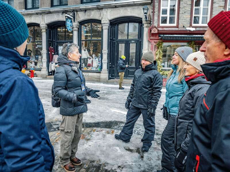 Quebec City: Old Quebec Classic Walking Tour with Funicular - What the guides do best