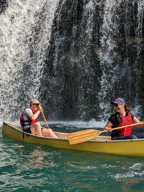 Revelstoke: Guided Canoe Tour with Snacks - What the snacks add to a two-hour outing