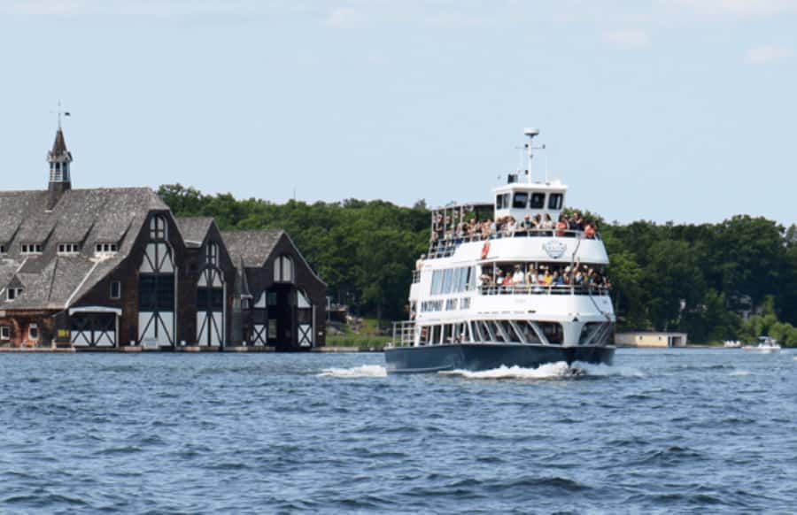Rockport, ON: 1000 Islands/Boldt Castle Sightseeing Cruises - Practical advice for a comfortable cruise