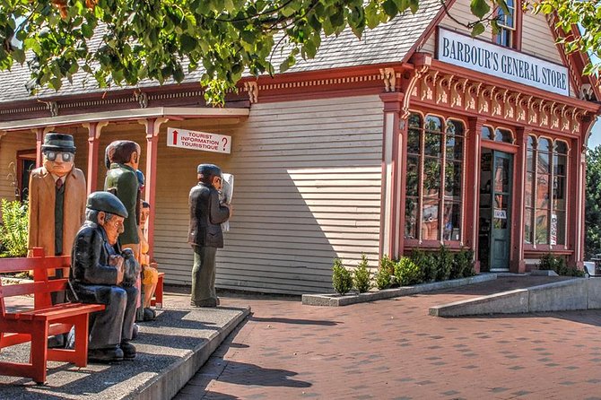 Saint John Walking Tour - City Market, a useful place to keep exploring