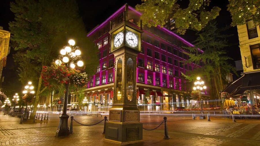 Seattle: Guided Day Trip to Vancouver - Pickup times and the long ride north