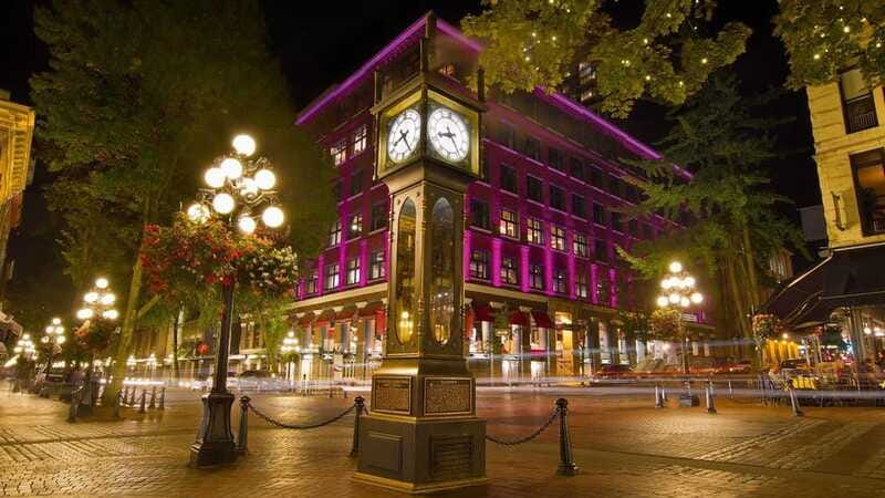 Seattle: Guided Day Trip to Vancouver - Gastown’s Steam Clock in 20 minutes