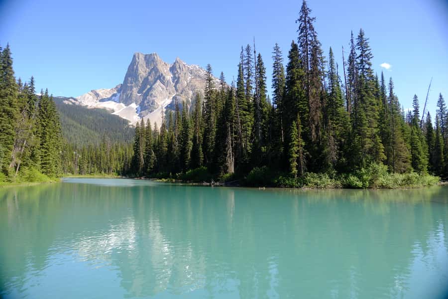 Small Grp: Emerald Lake (Optional Canoe) & Takakkaw Falls - Key points at a glance