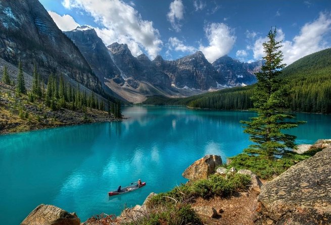 Smartphone Audio Driving Tour between Lake Louise and Calgary - Key points at a glance