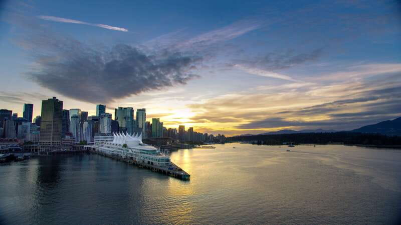 Sunset Bus Tour: Stanley Park & English Bay Photostops - Key points to know before you go