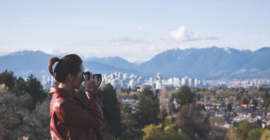 Sunset Bus Tour: Stanley Park & English Bay Photostops - Twenty minutes at Prospect Point