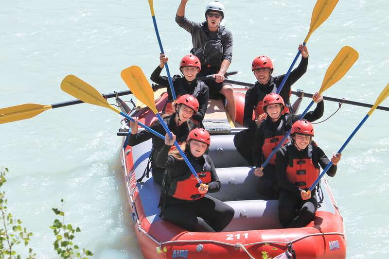 Sunwapta Challenge Whitewater Rafting in Jasper - The 30-minute safety briefing matters