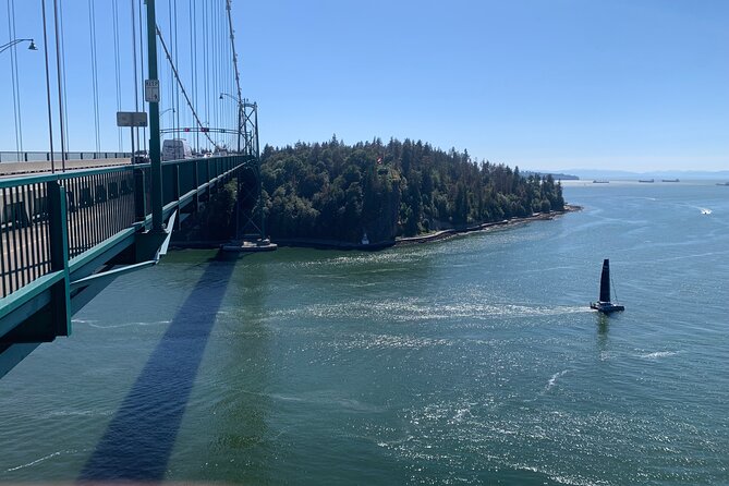 The Ultimate Stanley Park E-Bike Tour - Totem poles and Brockton Point