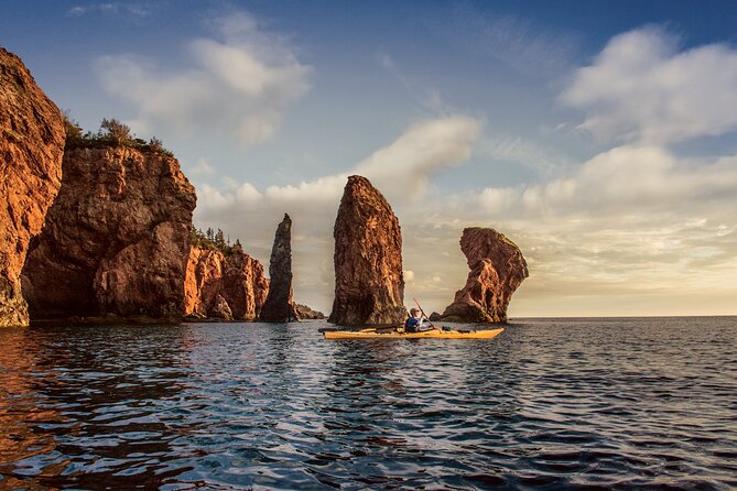 Three Sisters Sea Kayaking Day Tour - A secluded beach picnic halfway through