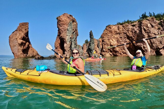 Three Sisters Sea Kayaking Day Tour - Returning with the ebbing tide