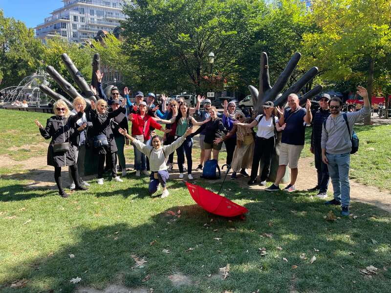 Toronto: City Highlights Walking Tour | 3-Hour - Key points at a glance