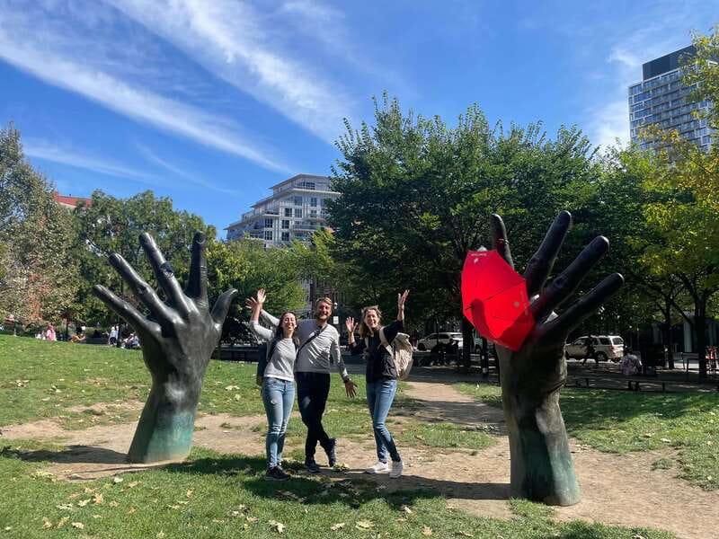 Toronto: City Highlights Walking Tour | 3-Hour - What the guide adds beyond a map