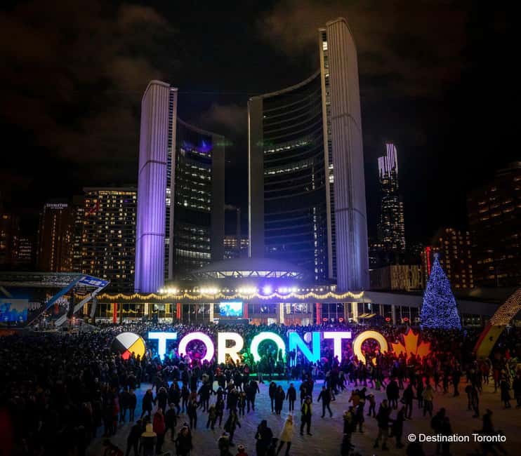 Toronto: Festive Lights Bus Tour - What the guide adds to the ride