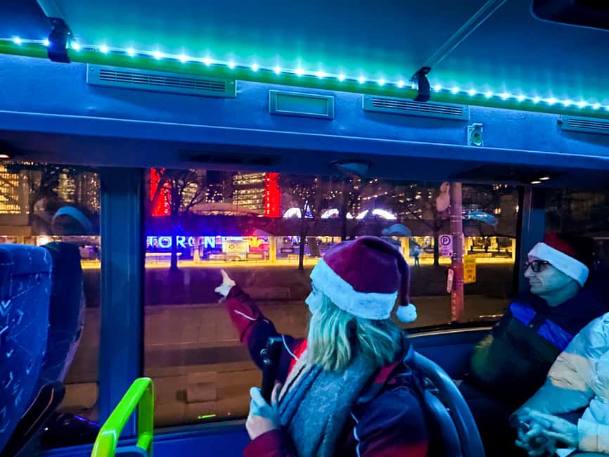 Toronto: Festive Lights Bus Tour - Starting at Sankofa Square