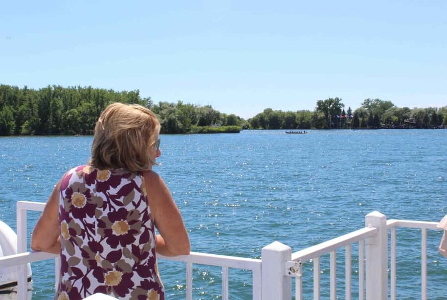 Toronto: Guided Harbour and Islands Sightseeing Cruise - How the $18 price holds up