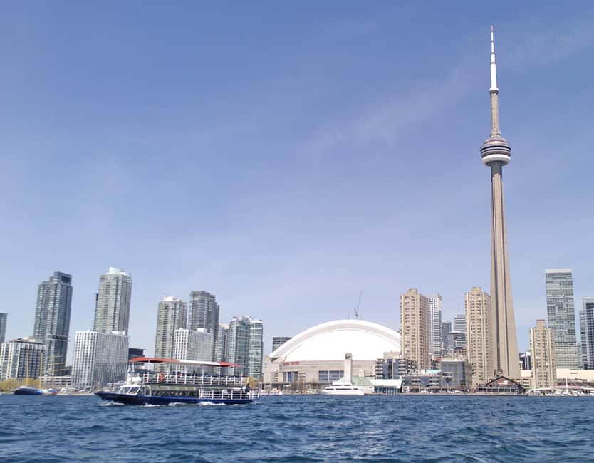 Toronto: Guided Harbour and Islands Sightseeing Cruise - Leaving the city behind on Lake Ontario