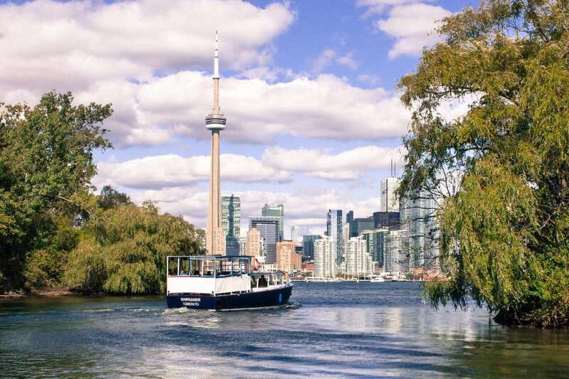 Toronto: Harbor and Islands Sightseeing Cruise - The value of one hour for $28
