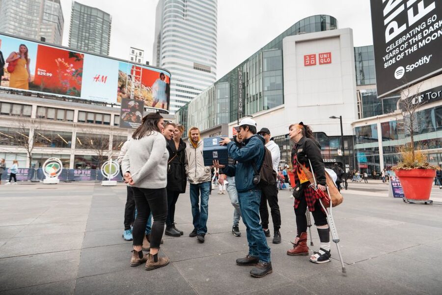 Toronto: Hollywood North Experience Film & TV Tour - The CN Tower, Eaton Centre, and Yonge-Dundas Square