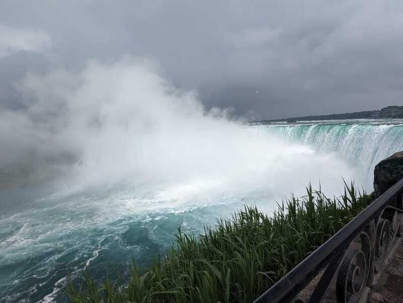 Toronto: Niagara Falls Day Tour with Boat Tour Option - Who should book this Niagara Falls day trip?