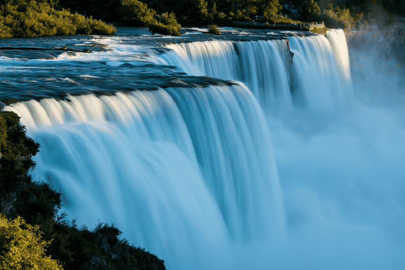 Toronto, Niagara Falls & Thousand Islands 3-day Tour from NY - Who will get the most from this trip