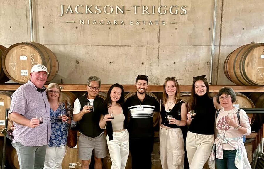 Toronto: Niagara-on-the-Lake, Wine Tasting & Chocolate Tour - Key points to know before booking