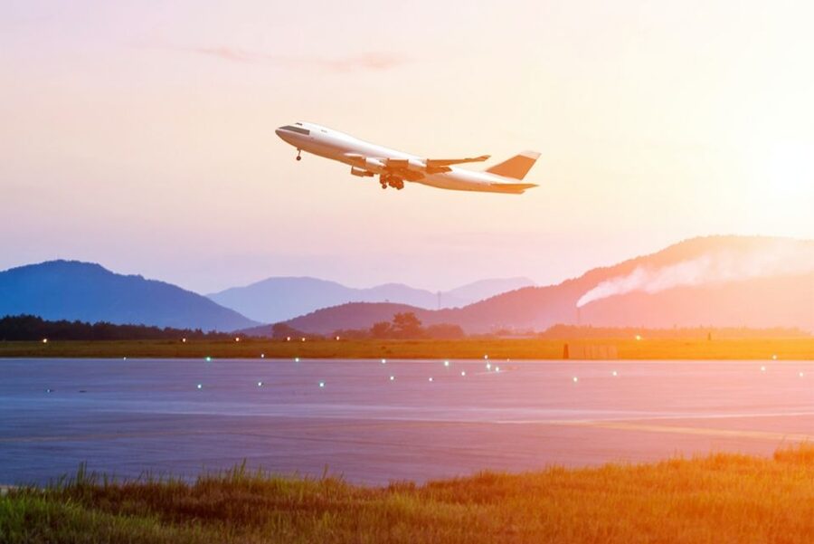 Toronto Pearson Airport: Transfer to/from Niagara Falls - Pearson Airport to Niagara Falls without the luggage shuffle