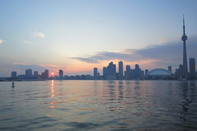 Toronto: Private Walking Tour with a Local - A Toronto walk built around your questions