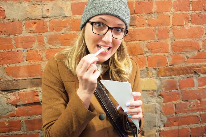 Toronto's First Food Tour: Taste the World in Kensington Market - Weather, walking, and the best time to linger