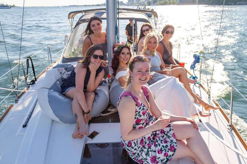 Toronto: Sailing Yacht Cruise of Toronto Harbor and Islands - Is the 2 or 3 hour sail worth booking?