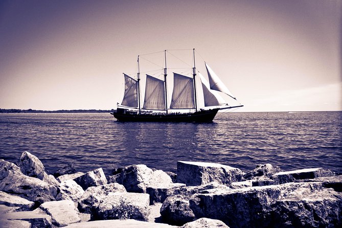 Toronto Tall Ship Boat Cruise - Choosing the best departure time