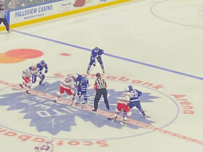 Toronto: Toronto Maple Leafs Game Ticket at Scotiabank Arena - What the 150-minute game includes
