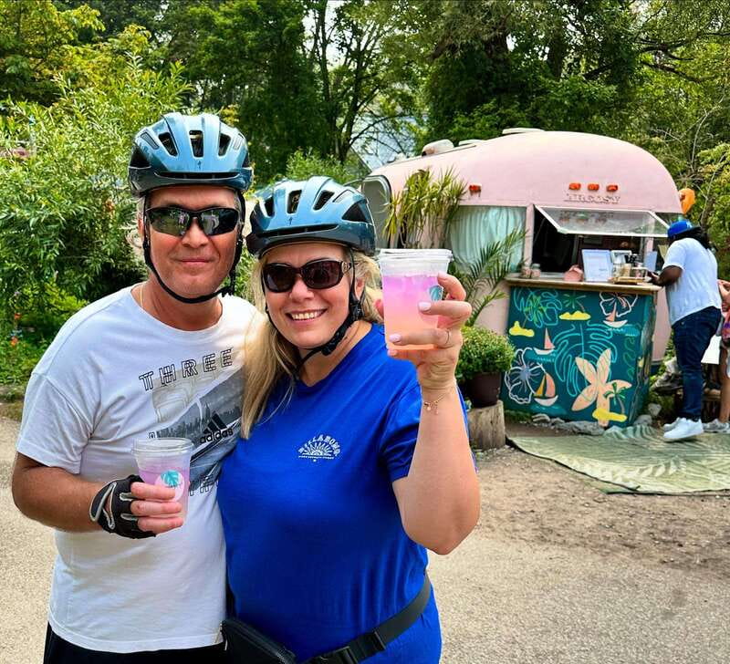 Toronto Waterfront and Islands Guided Bicycle Tour - Seventy-five minutes among Toronto’s islands