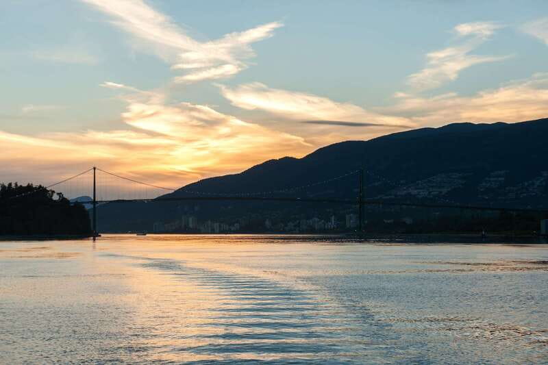 Vancouver: Evening Cruise with Dinner Buffet - Should You Book It?