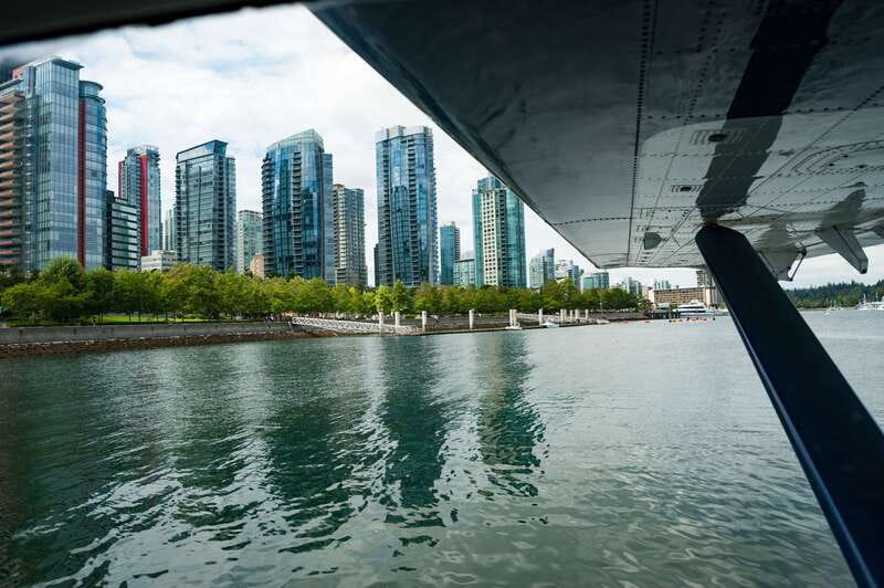 Vancouver: Extended Scenic Panorama Seaplane Tour - The first 20 minutes: downtown, harbour, and Stanley Park