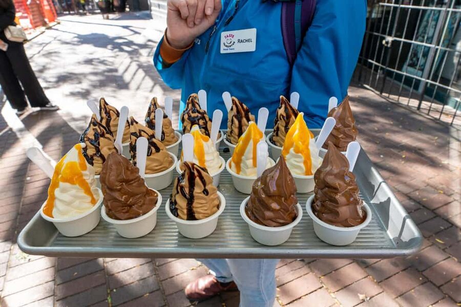 Vancouver: Gastown Historical Walking Food Tour - Two hours of food, stories, and short walks