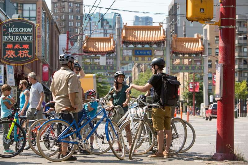 Vancouver: Guided Bike Tour - Coal Harbour and the final waterfront ride