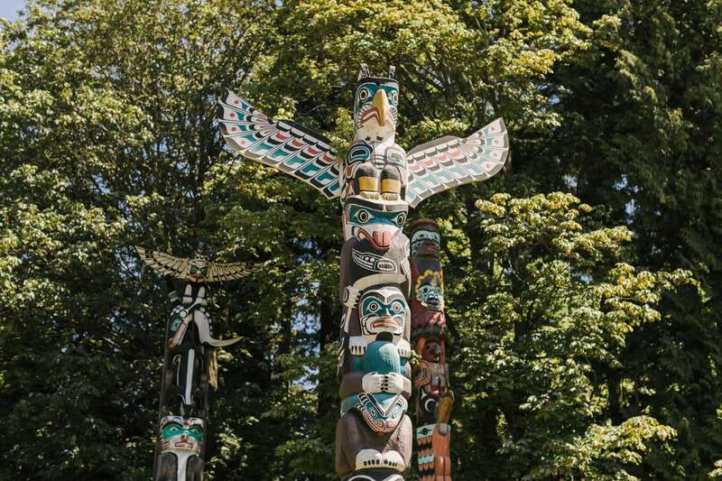 Vancouver: Half-Day City Highlights E-Bike Tour Age 16+ - Stanley Park: forest, water, and big Vancouver views