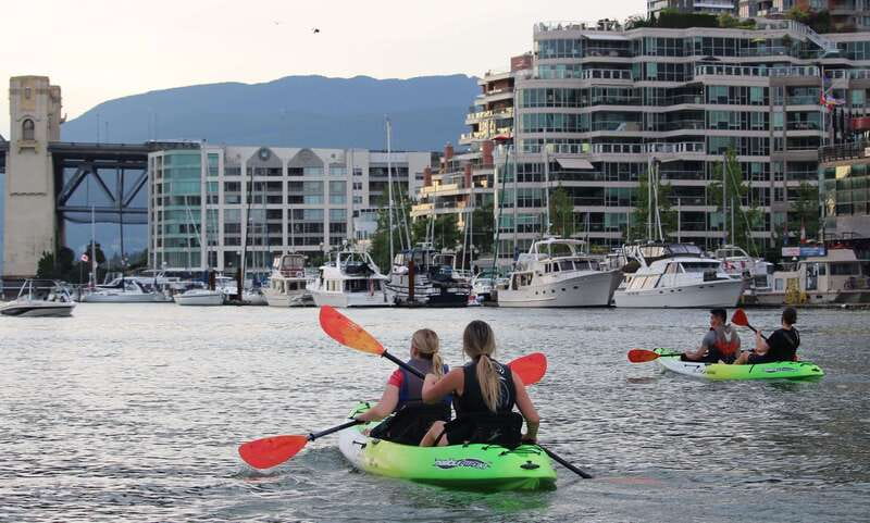 Vancouver: Smooth Classic Kayak Tour - Why the morning setting works so well
